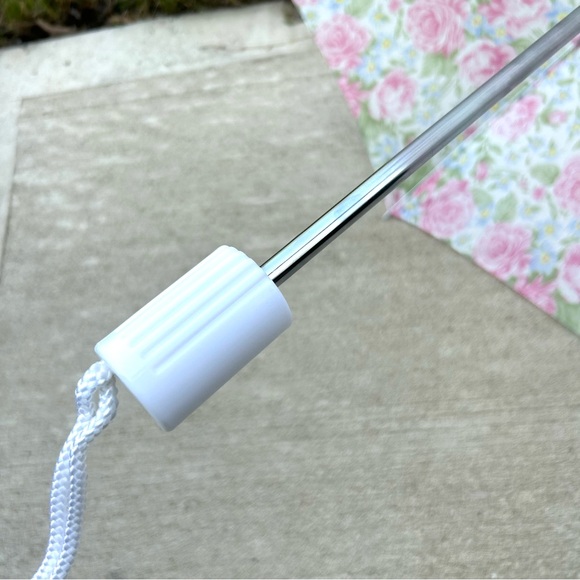 Pink Rose Floral Umbrella And Matching Tote - Picture 9 of 10